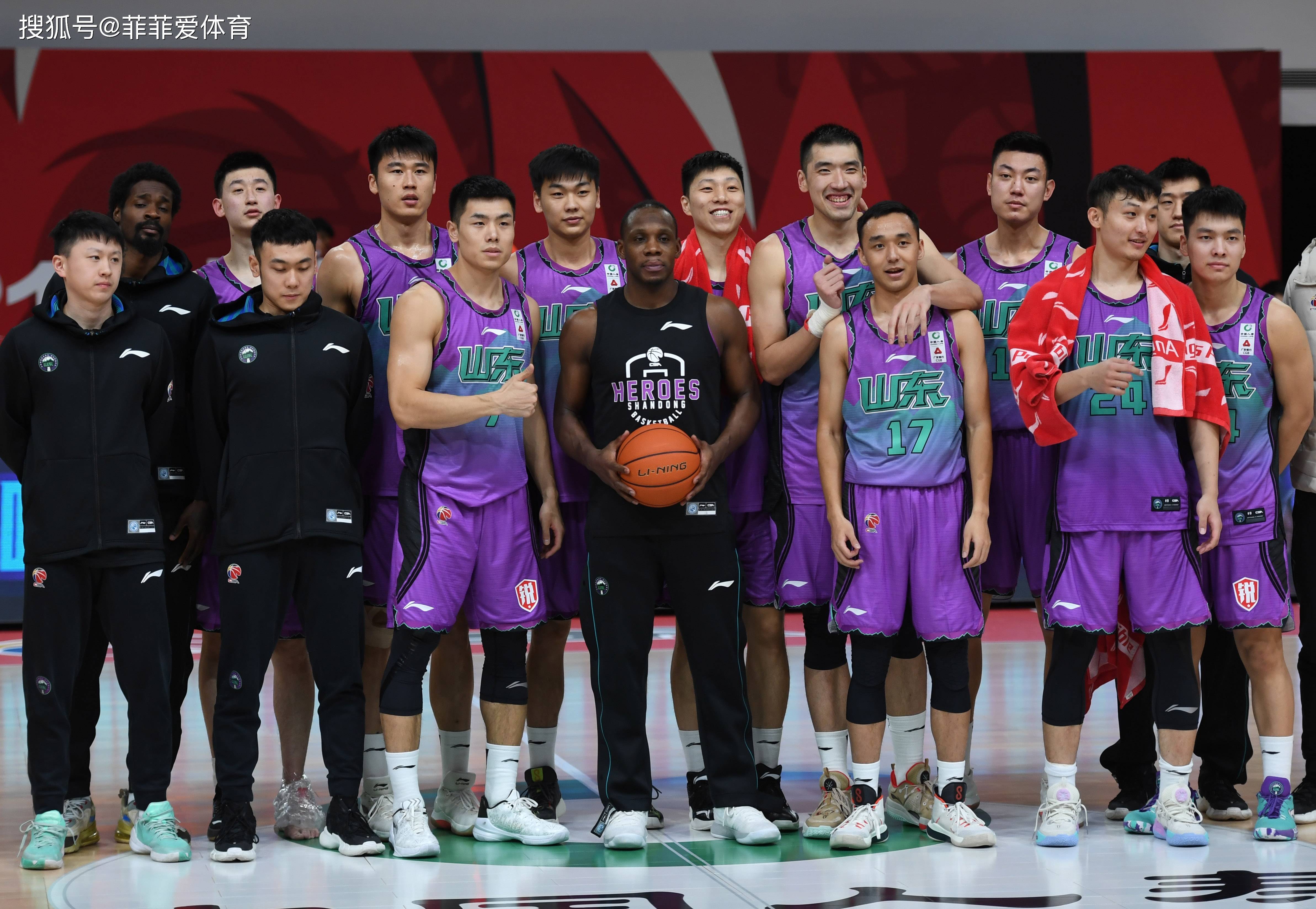 关于山东泰山加时末段刷新队史纪录；志在NBA总决赛名次提升；引发热议；临场指挥获称赞的信息