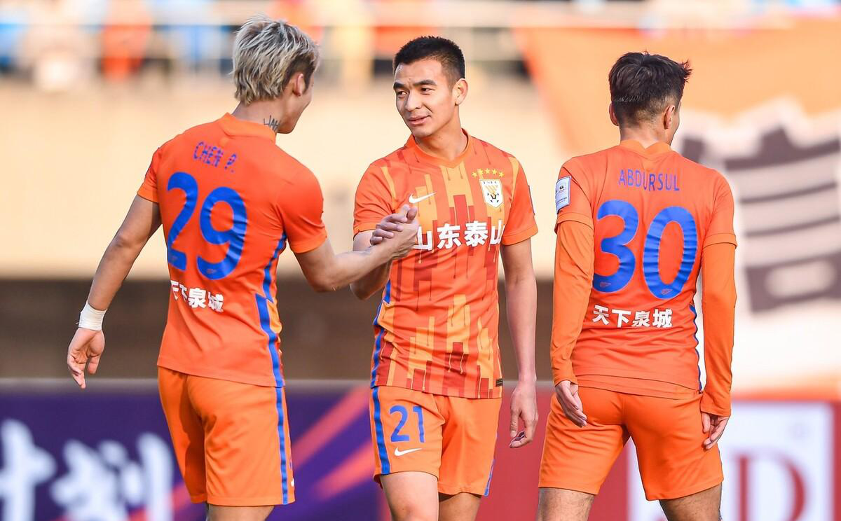 国际比赛日体能课后，上海海港远射贴柱备战足总杯，震撼外界，团队化学反应显著的简单介绍