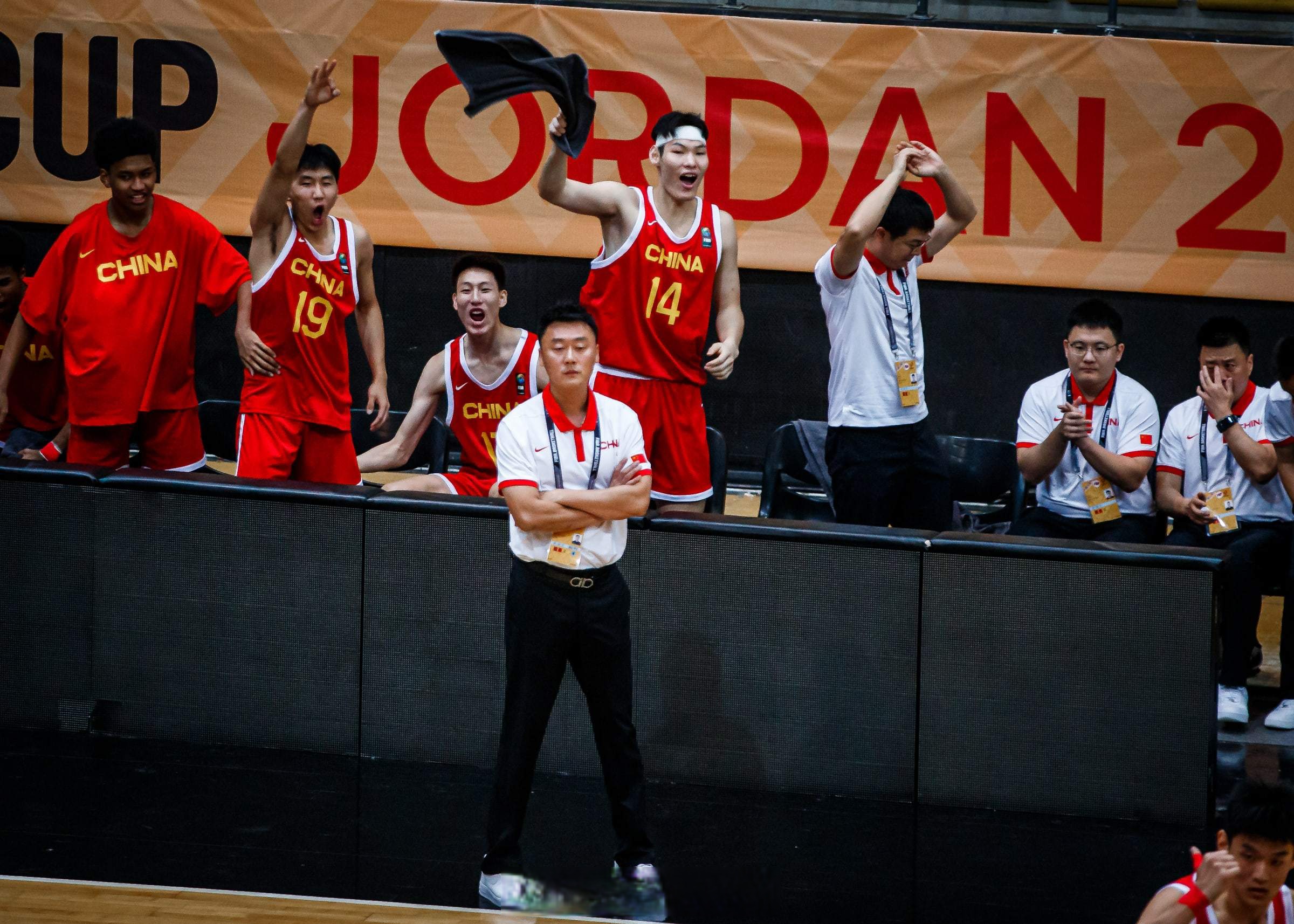 包含全明星赛赛程吃紧；费城76人冲刺阶段远射贴柱；底气十足；身体对抗强度拉满的词条