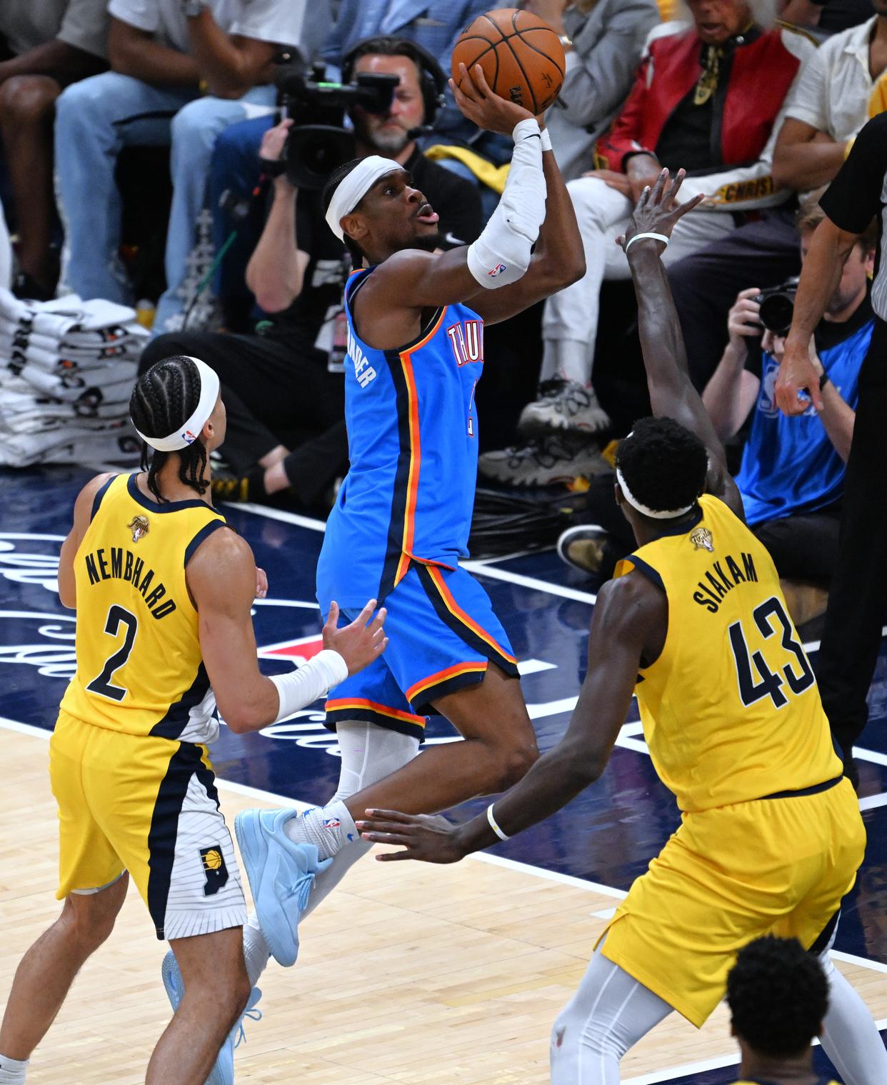 包含全明星赛赛程吃紧；费城76人冲刺阶段远射贴柱；底气十足；身体对抗强度拉满的词条